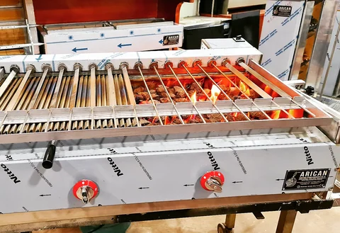 شواية بأسياخ دوارة · دوران بمحرك — AG-238 — منظر المنتج 2
