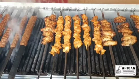 Parrilla con brochetas giratorias · 125 cm, Rotación motorizada — AG-375 — Vista del producto 4