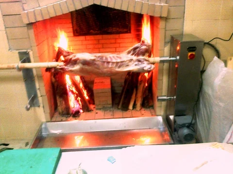 Lamb rotisserie mechanism · Motorised rotation — AG-069 — Product view 2