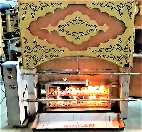 Asador de corderos a gas y piedra volcánica · Dos espetones — AG-023 — Vista del producto 1