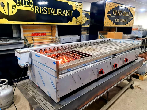 شواية بأسياخ دوارة · دوران بمحرك — AG-337 — منظر المنتج 4