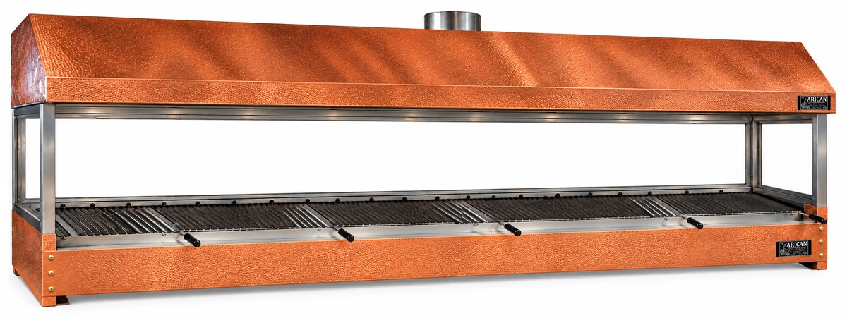 Holzkohle-Kebabgrill als Tischgerät mit Kupferverkleidung und Haube · 400 cm