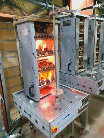Gas- und Holz-Dönergrill — AG-171 · 4
