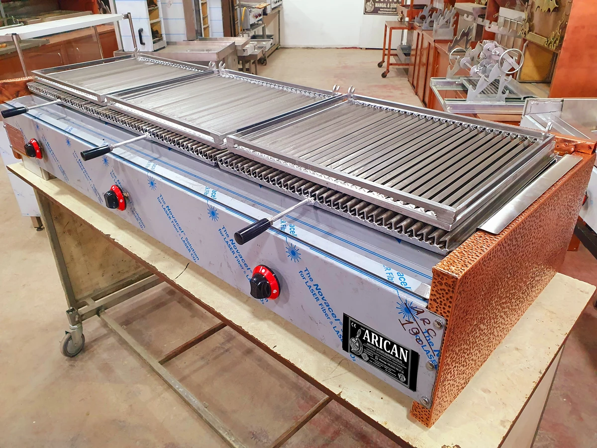 شواية كباب بالغاز وحجر اللافا — AG-382 — منظر المنتج 1
