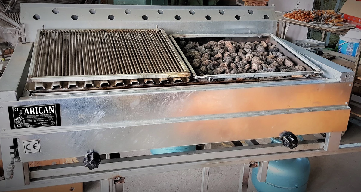 شواية كباب بالغاز وحجر اللافا — AG-190 — منظر المنتج 1