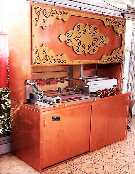 Máquinas de cağ kebab a leña · Acabado de aspecto cobrizo · Ejemplos de diseños a medida — AG-103 · 1