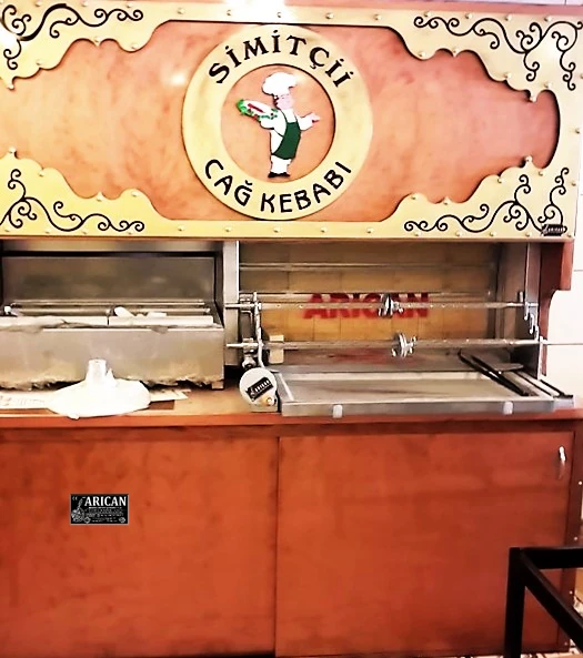 Máquinas de cağ kebab a leña · Acabado de aspecto cobrizo · Ejemplos de diseños a medida — AG-146 — Vista del producto 1