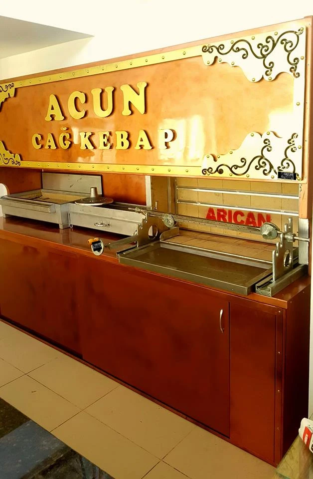 Máquinas de cağ kebab a leña · Acabado de aspecto cobrizo · Ejemplos de diseños a medida — AG-364 · 1