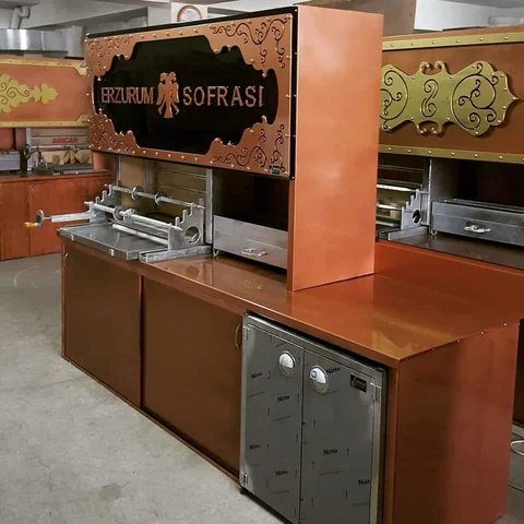 Máquinas de cağ kebab a leña · Acabado de aspecto cobrizo · Ejemplos de diseños a medida — AG-102 — Vista del producto 3